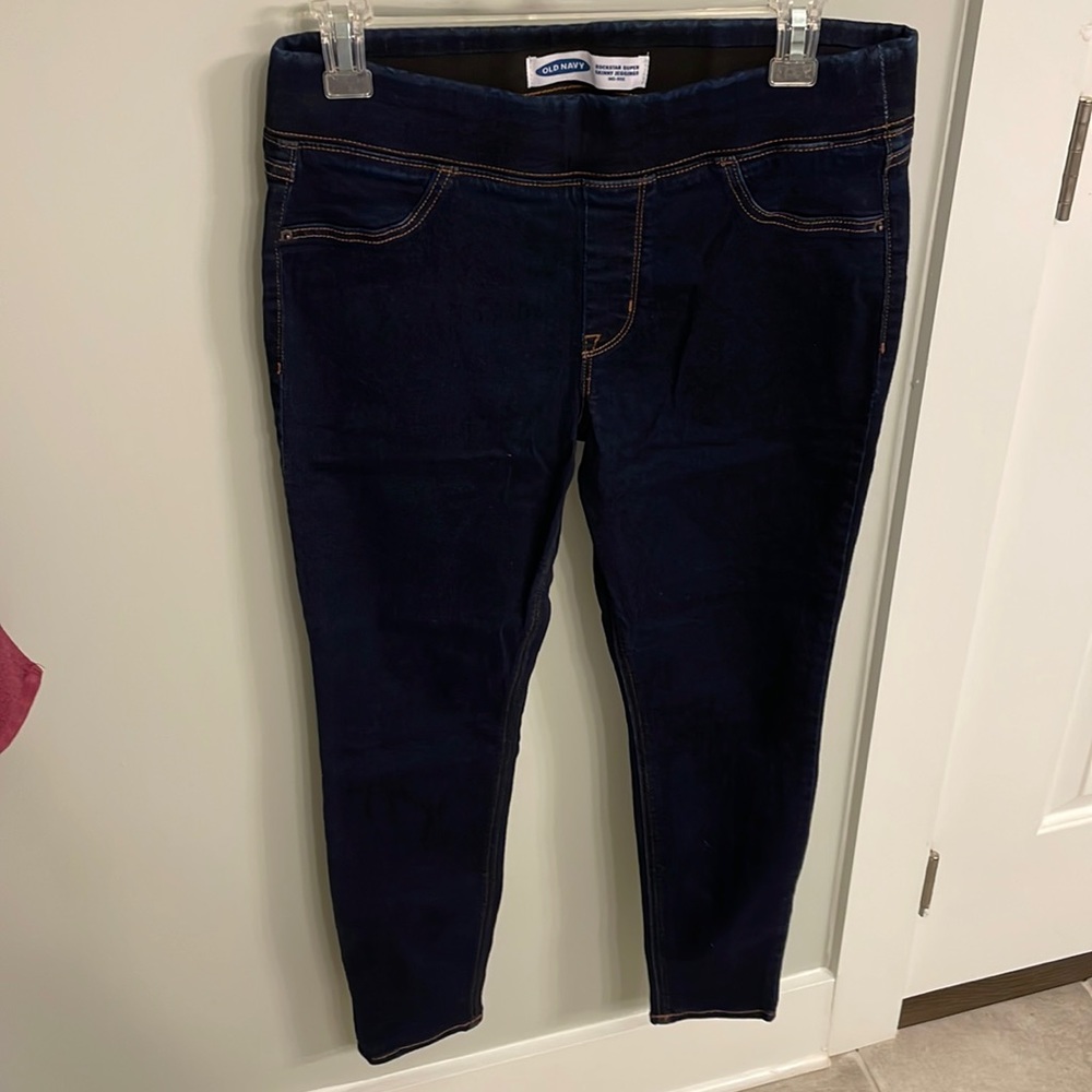 *NEVER WORN* Old Navy Rockstar Super Skinny Jeggings *PETITE*